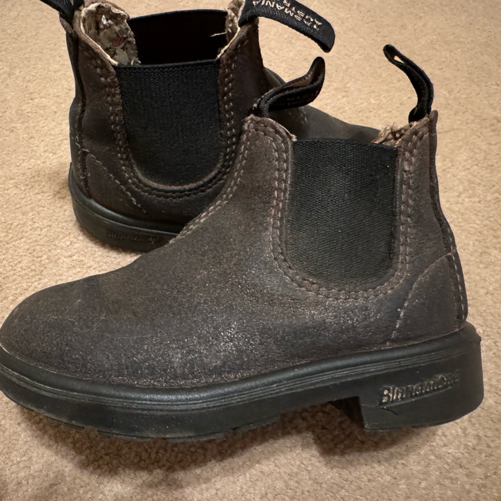 Dark grey muted glitter size AU 7 kids/girls Blundstone boots.